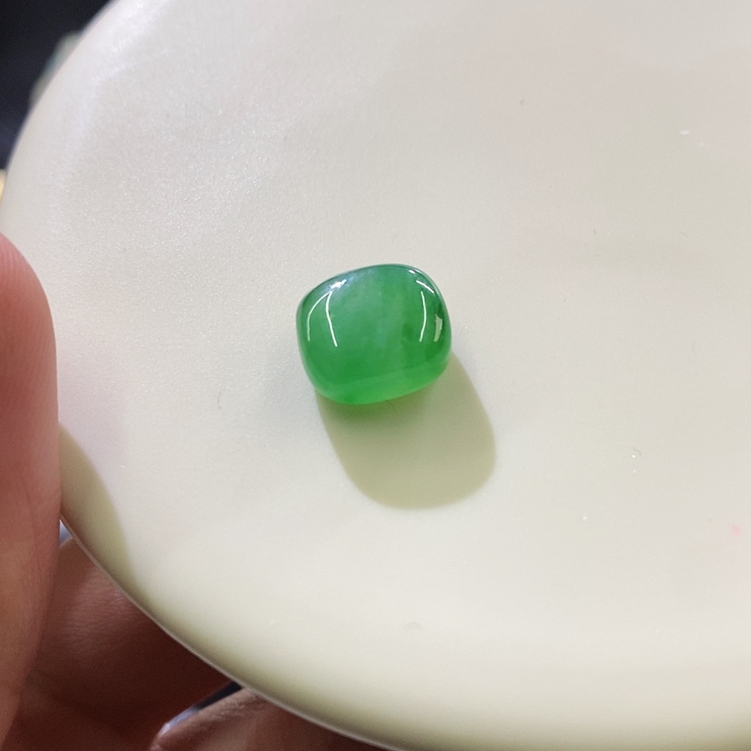 未镶嵌挂件翡翠方块