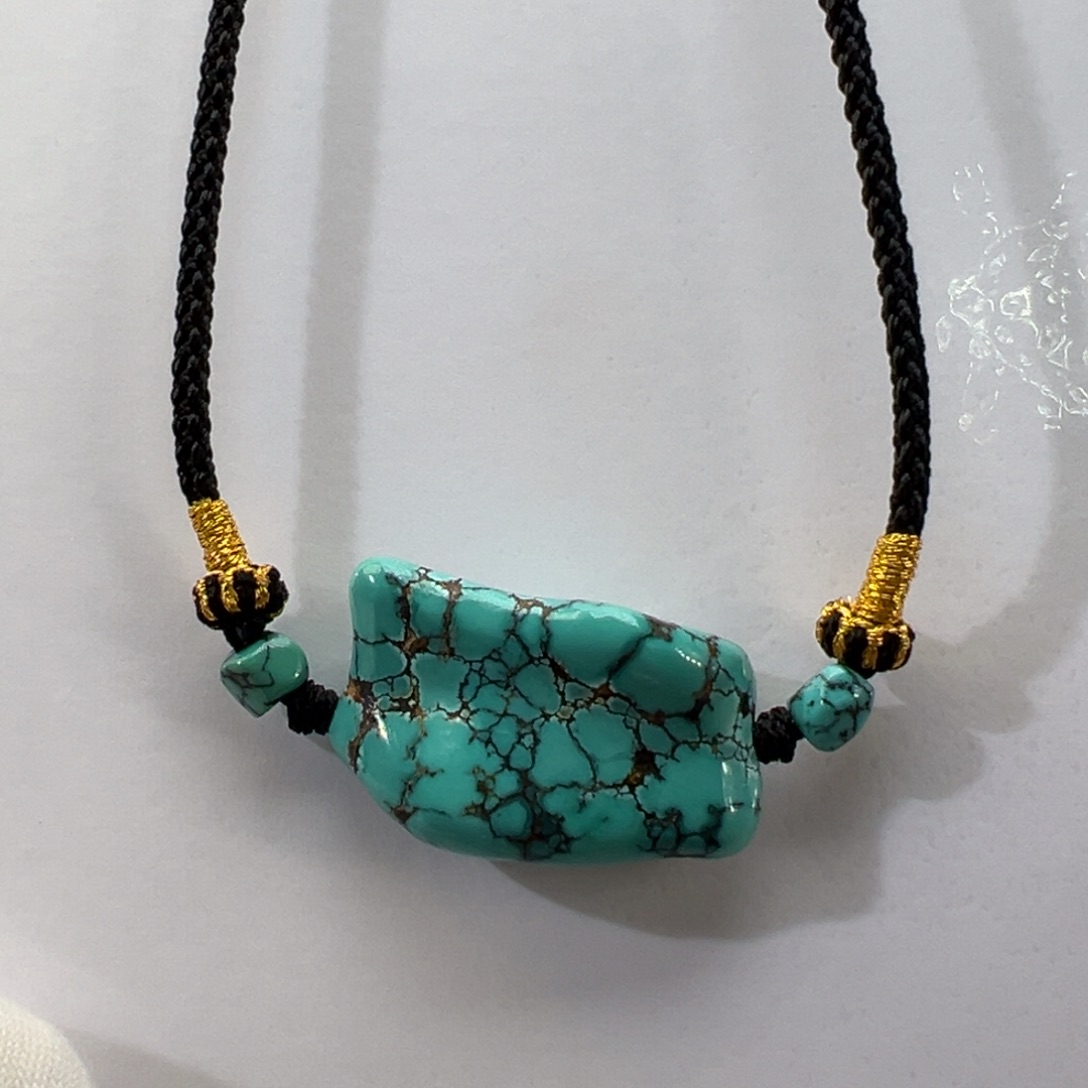 绿松石未镶嵌挂件