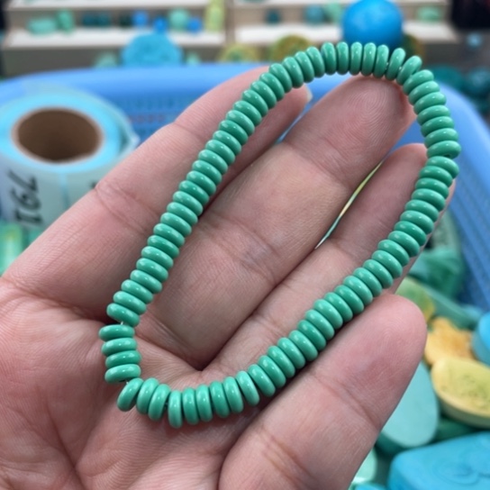 未镶嵌菱锰矿珠宝半成品