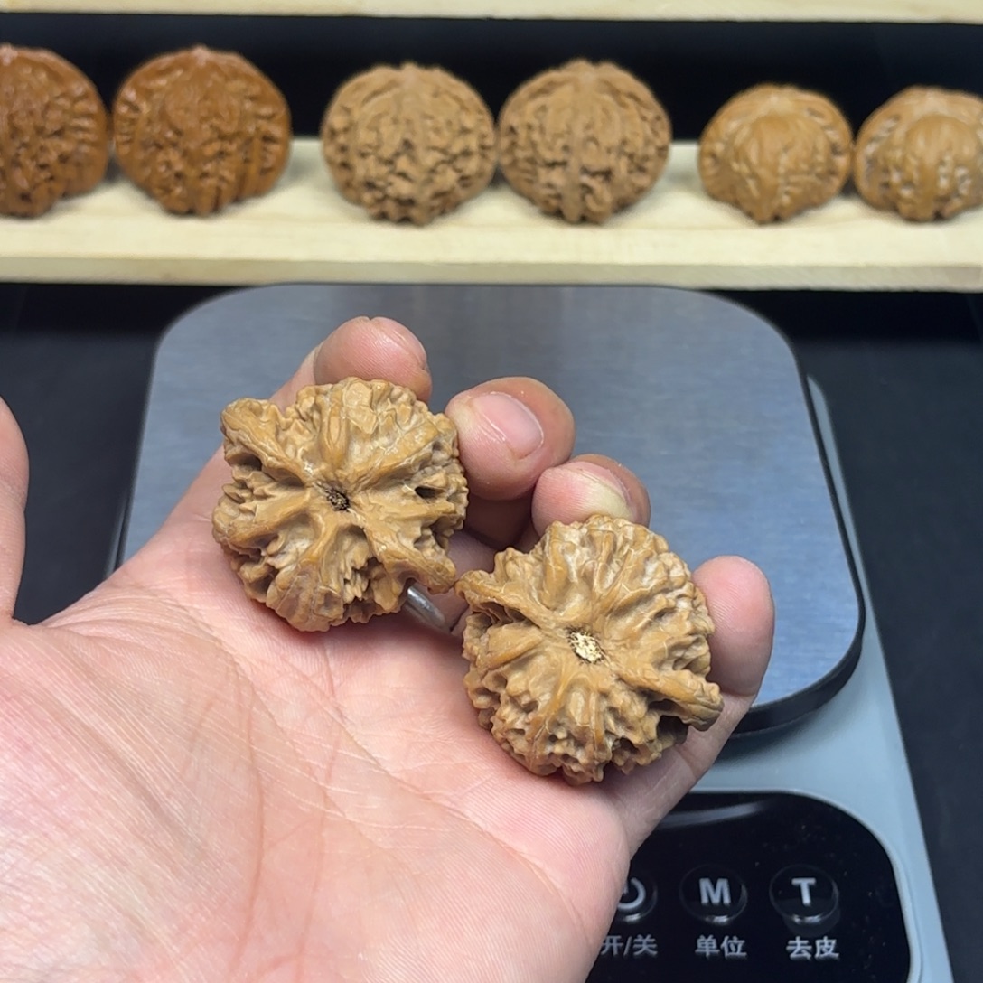 文玩核桃把件40苹果园A148