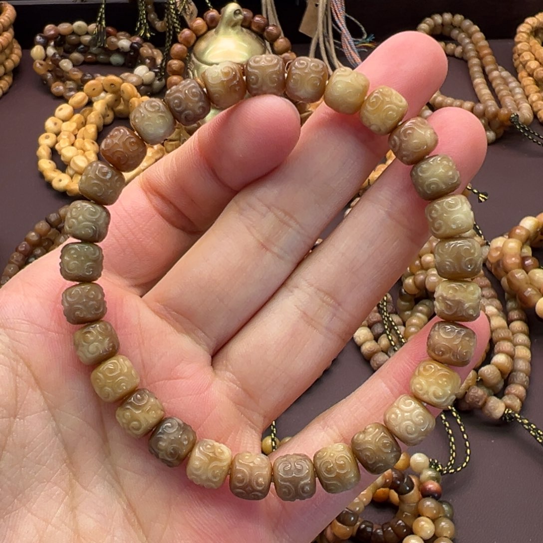 定***七龙脊菩提吊坠回纹