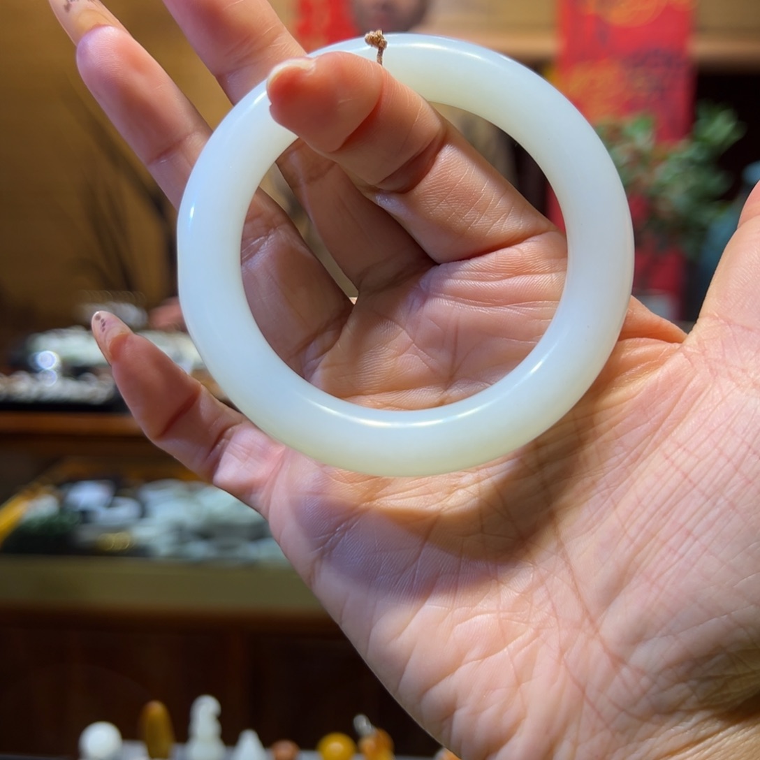 和田玉手镯未镶嵌54