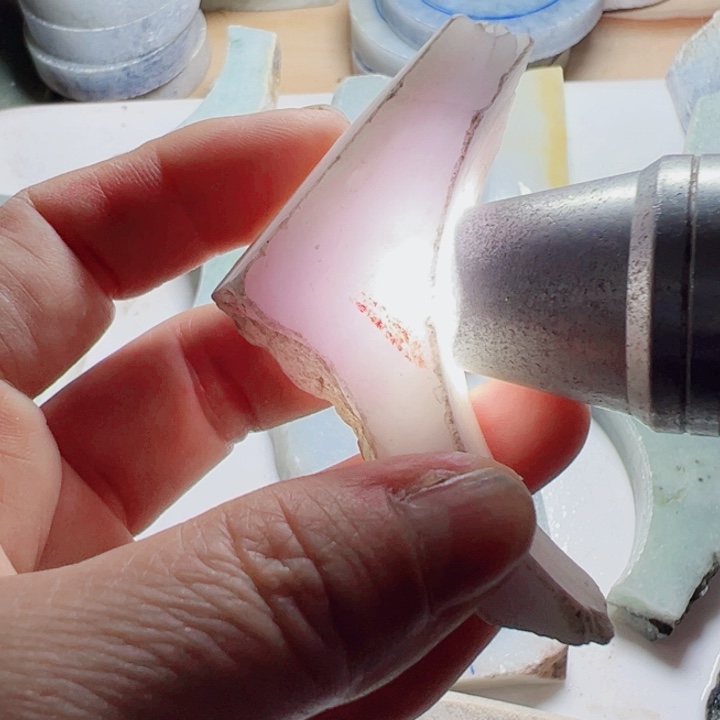 翡翠颈饰未镶嵌翡翠片料