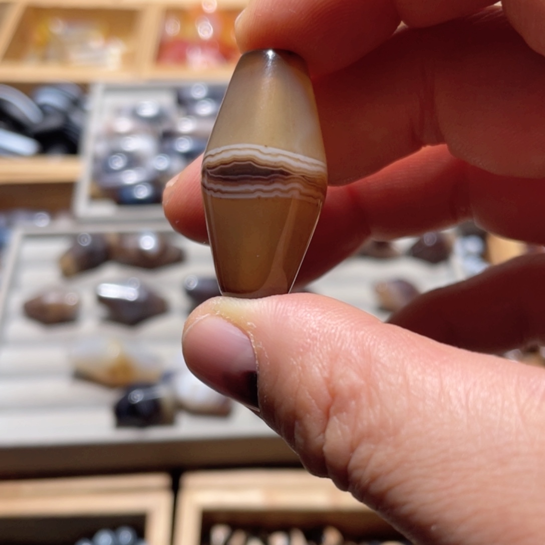 玛瑙/玉髓未镶嵌珠宝半成品