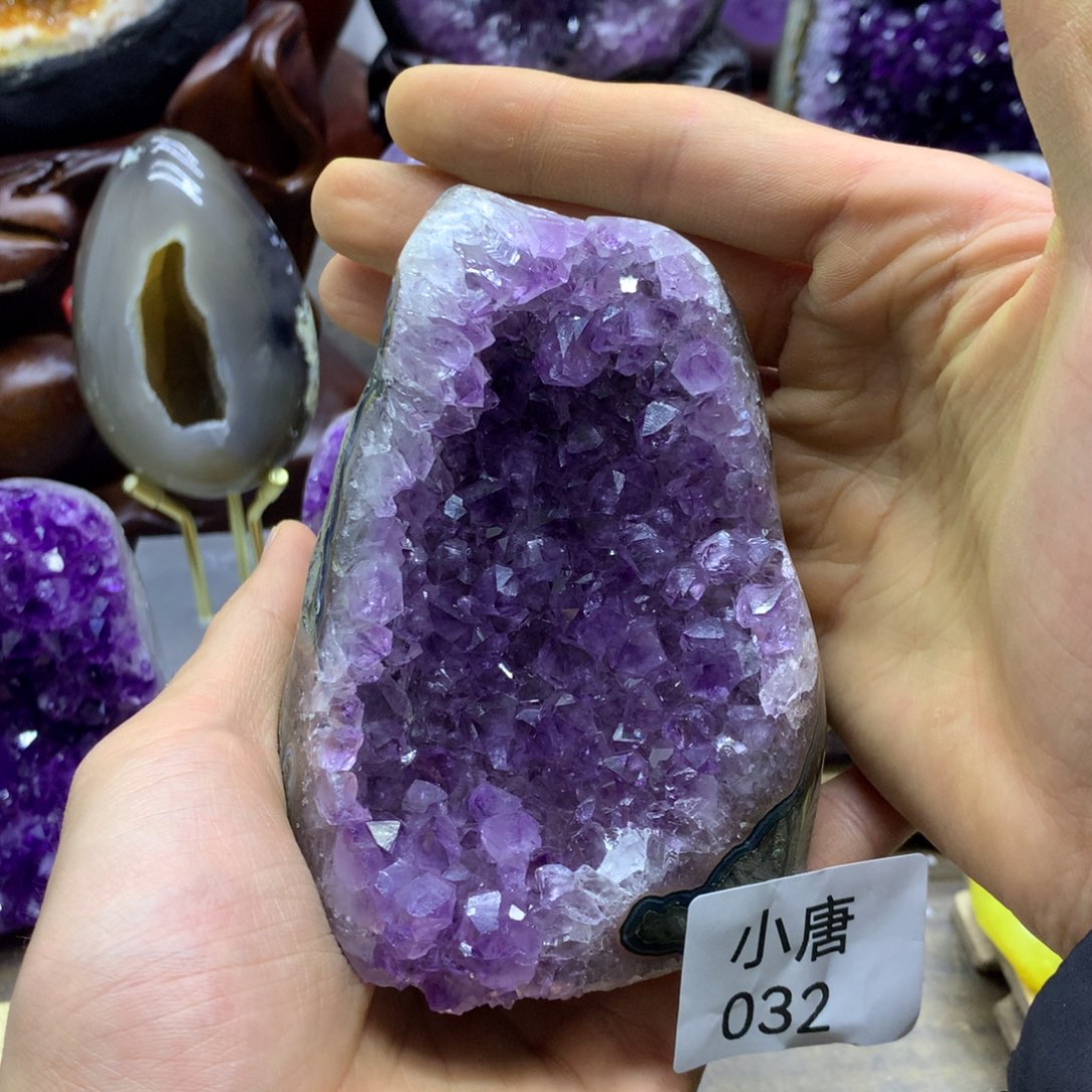 紫晶大型摆件（非配饰）未镶嵌