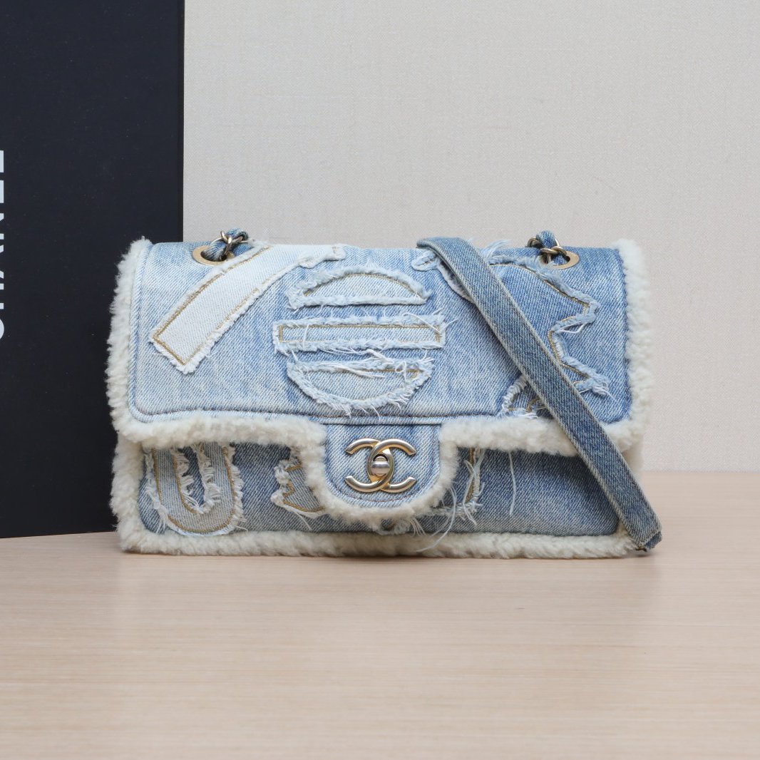 99新 Chanel/香奈儿 【黑黑】牛仔羊羔毛CF 秀款 拼色 牛仔 28开