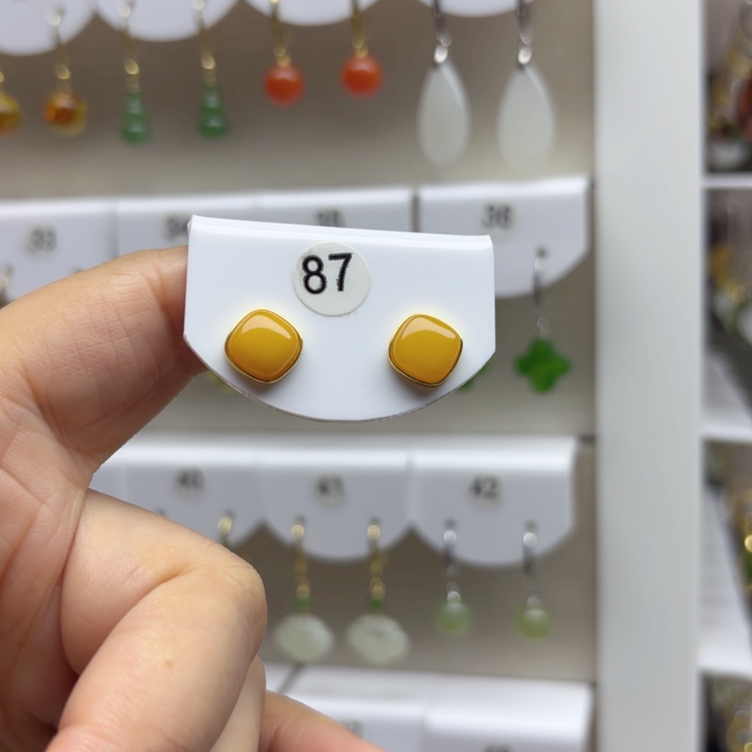 银S925镶嵌蜜蜡耳饰蜜蜡