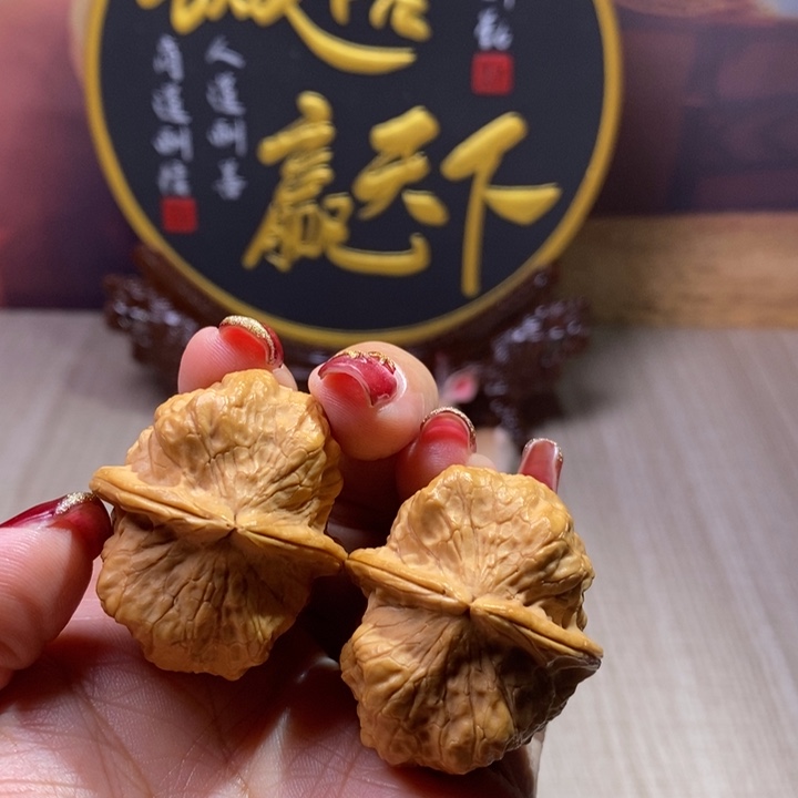 文玩核桃把件至尊金蟾38尺