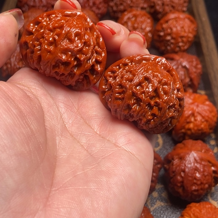 文玩核桃吊坠宫灯