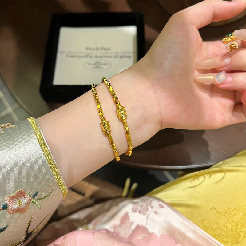 铜合金手链 D126  时尚轻奢气质百搭小众简约ins素圈素款手链