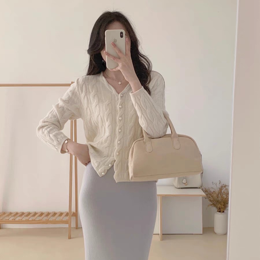 小香风羊毛针织开衫女早秋新品V领麻花宽松羊绒毛衣外套短款上衣