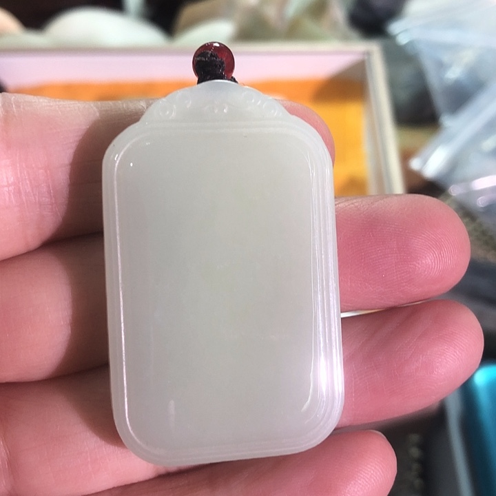 用***9和田玉未镶嵌把件