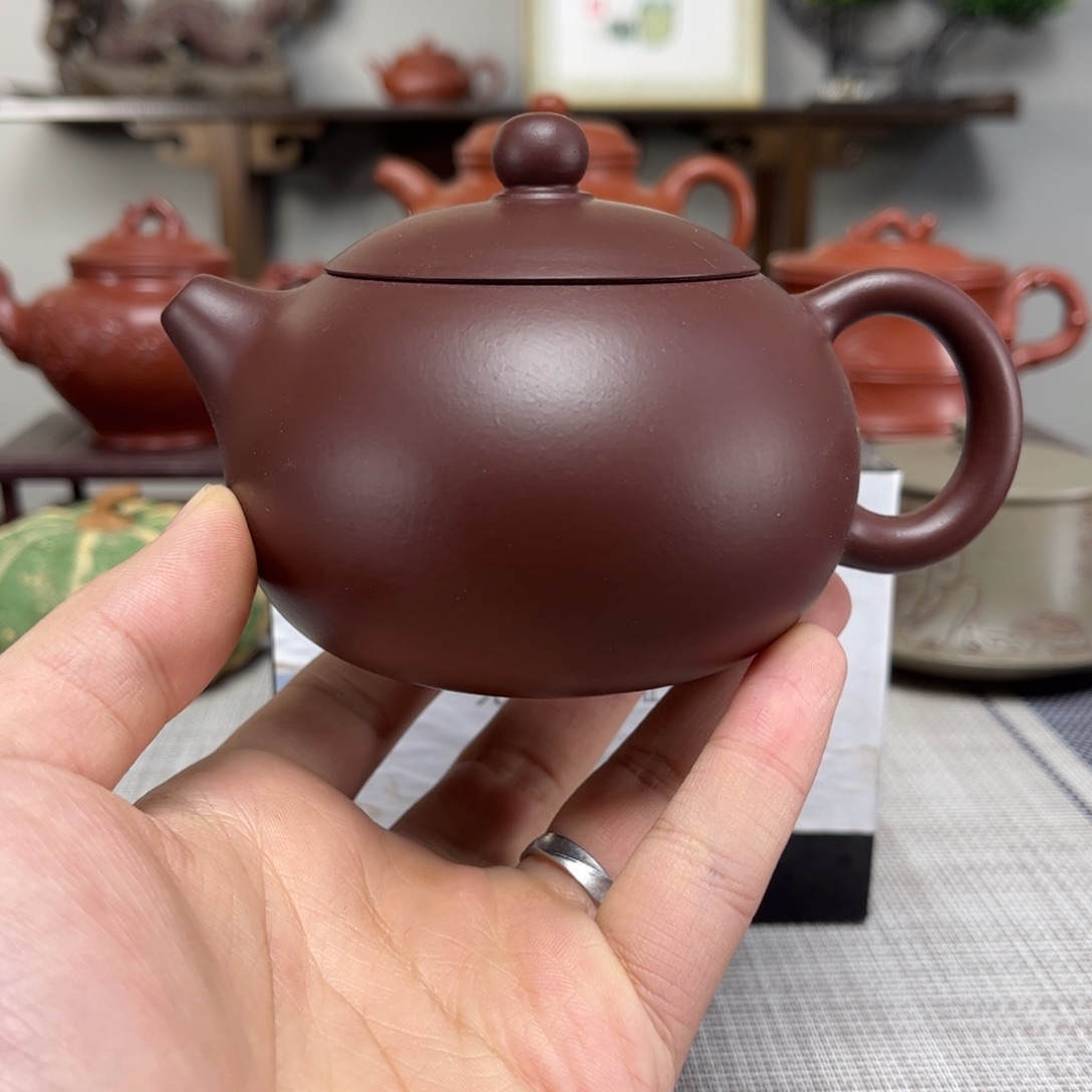 白***鱼紫砂茶壶微瑕处理