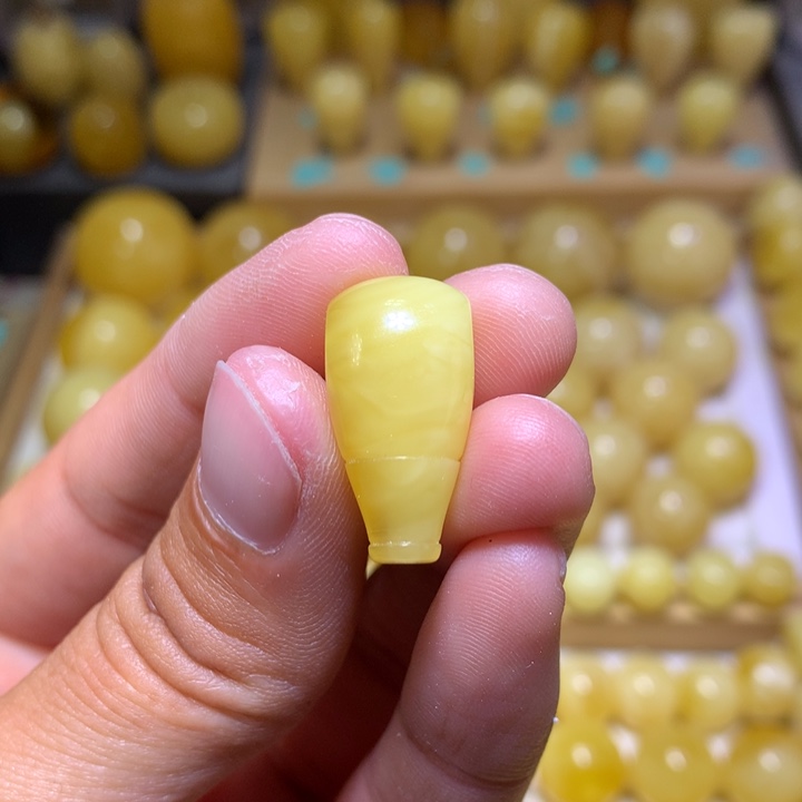 蜜蜡裸石未镶嵌天然俄料黄白花蜜蜡三通11.4