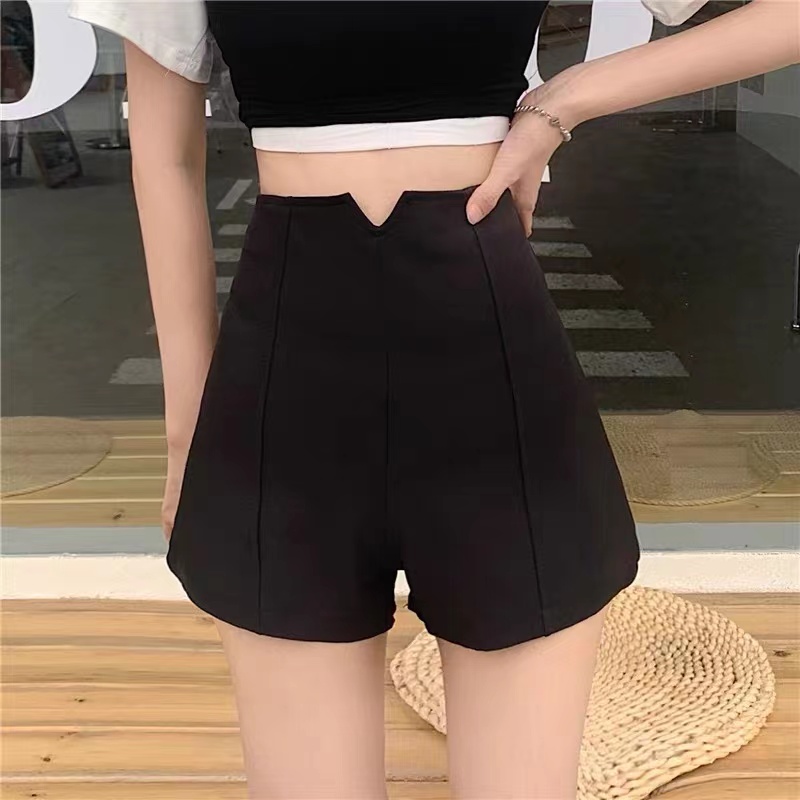 媛媛同加厚小V西装短裤