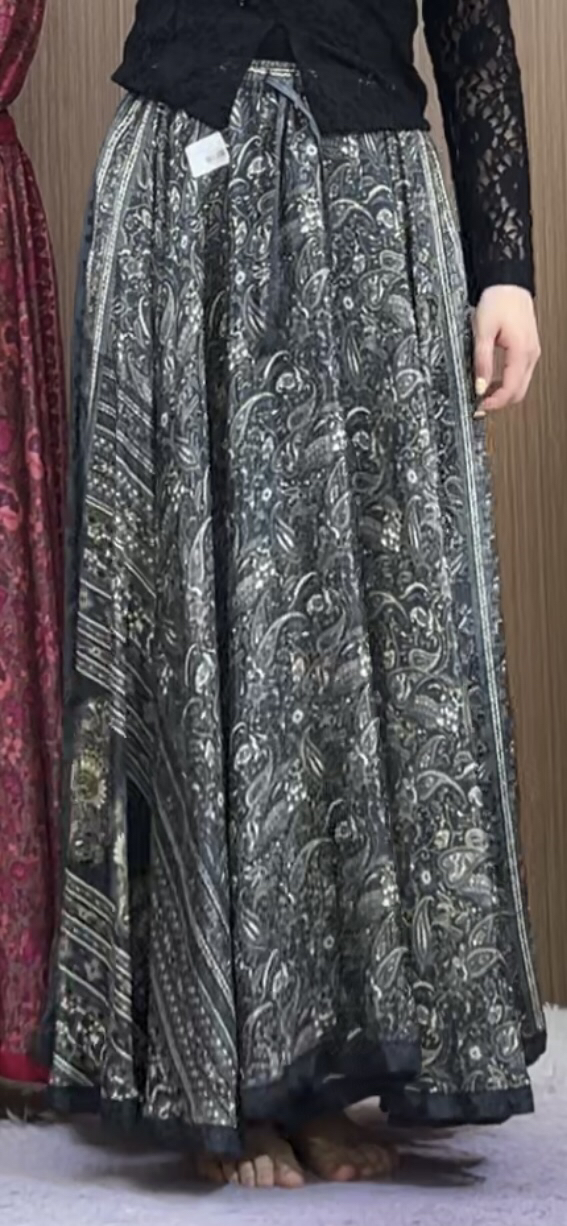 A123 墨灰色 Aarani 尼泊尔高端大摆裙