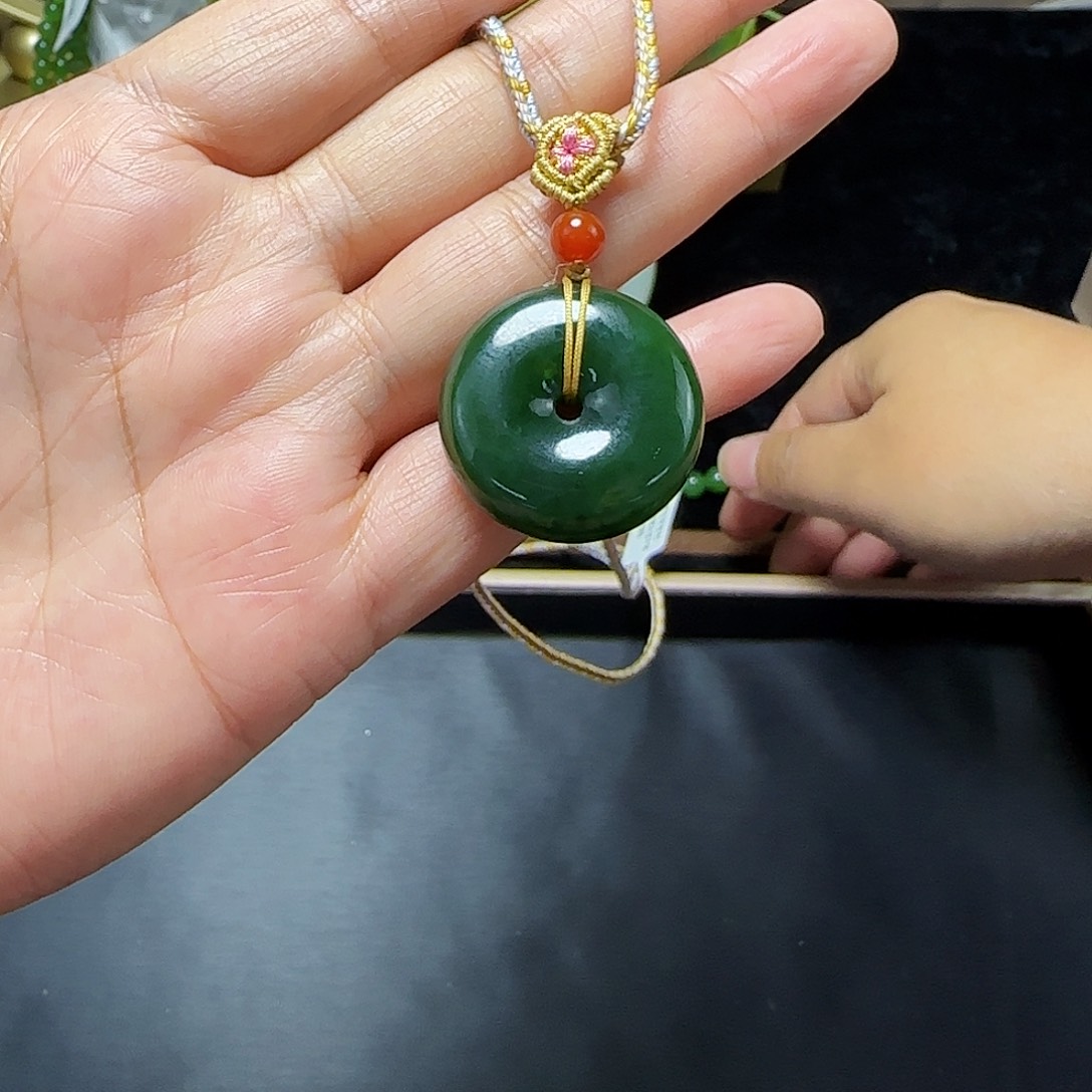 未镶嵌戒指和田玉