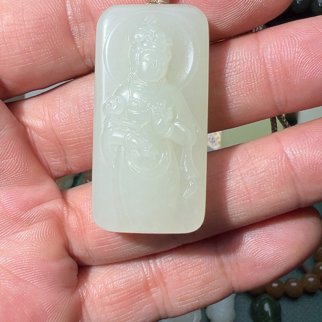 和田玉（糖玉）未镶嵌颈饰