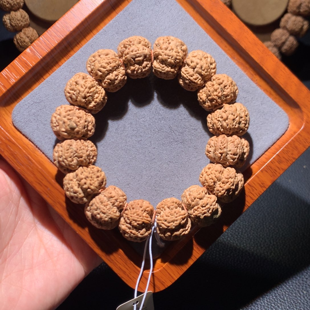 金刚菩提手串22雪花扇面