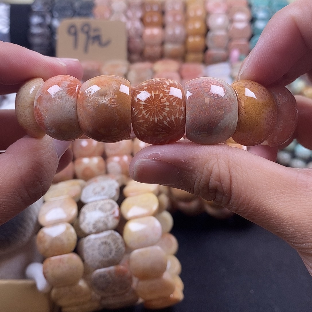 硅化珊瑚（珊瑚玉）未镶嵌手牌 上新胖月牙 11