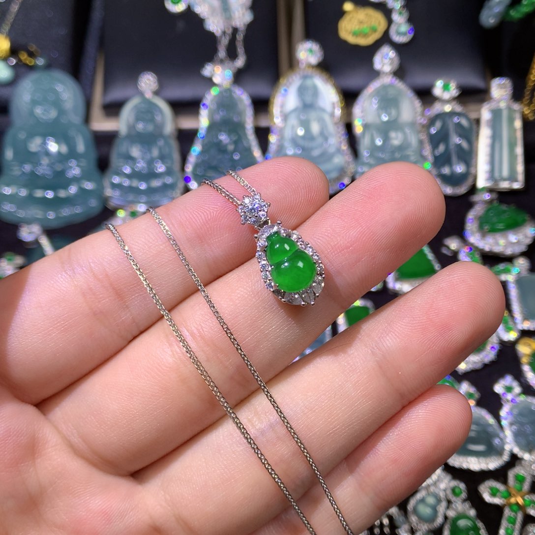 翡翠银S925镶嵌颈饰这***！66567887666777