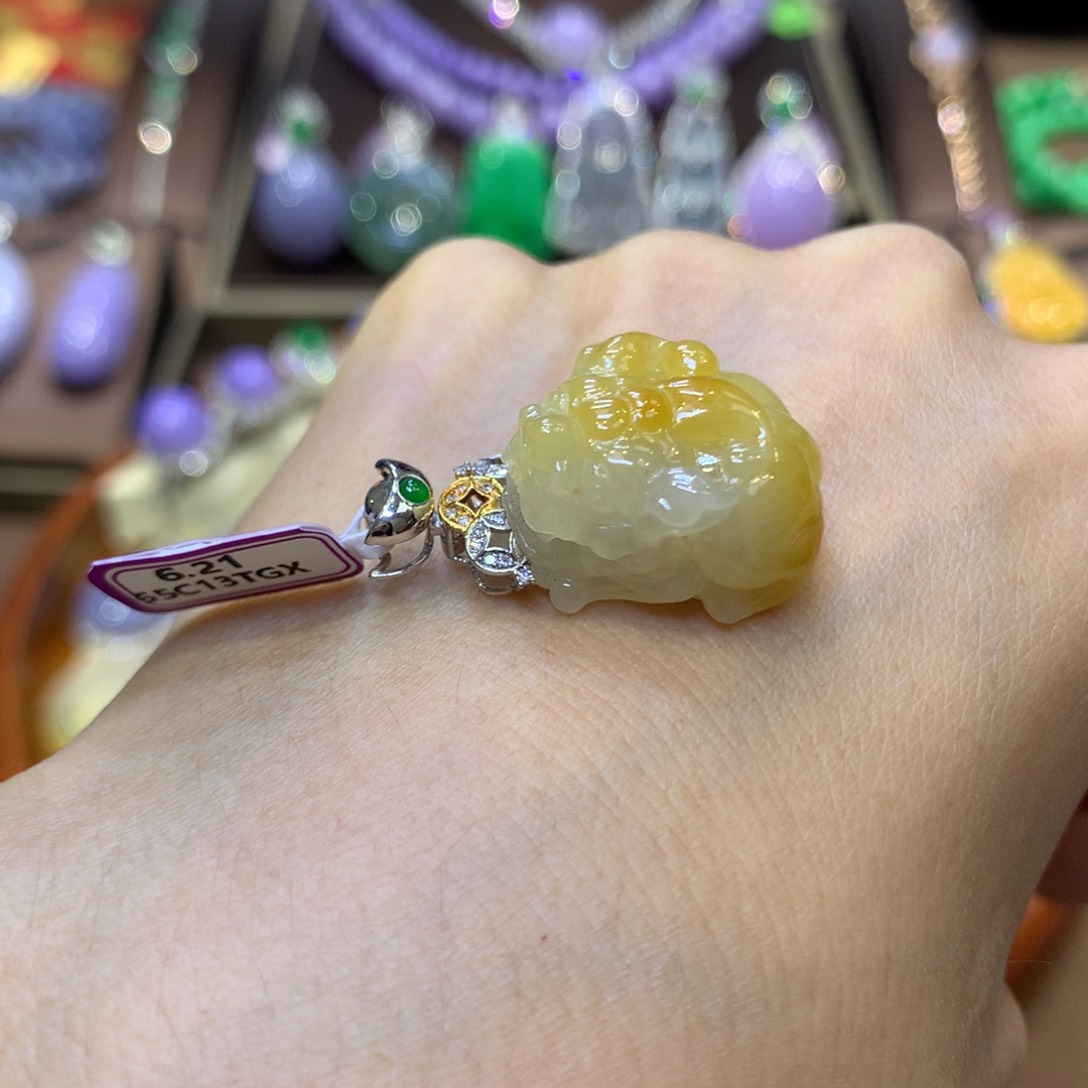 【闪购商品】翡翠18K金镶嵌颈饰翡翠