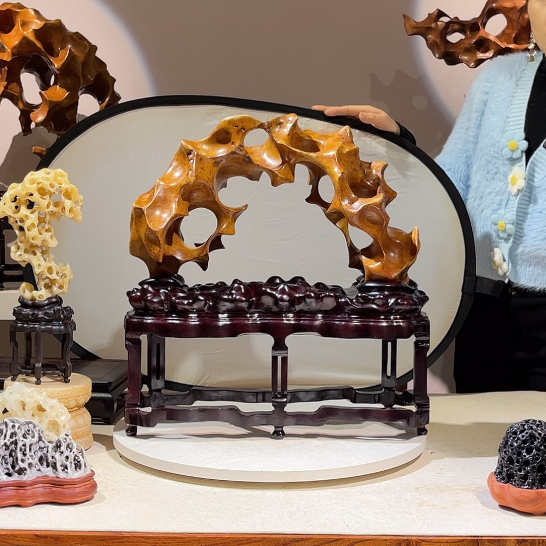 木***争太湖石摆件，高，51。 宽，48