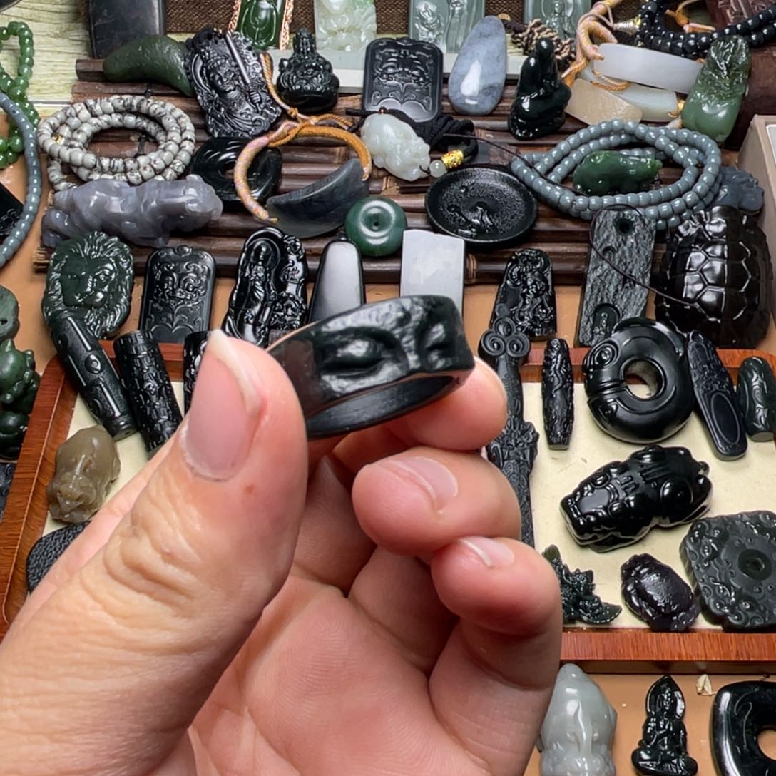 锦***2和田玉未镶嵌挂件