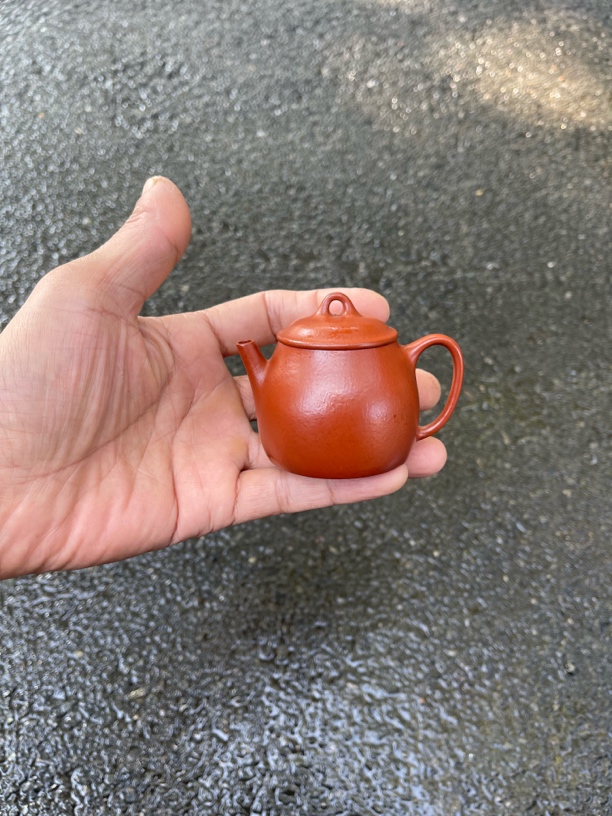 孟臣小品！秦权款手工壶！容量100毫升！皱皮朱泥！做工精美！