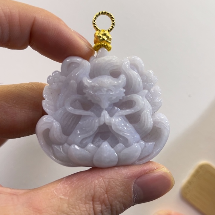 翡翠吊坠(赠链)未镶嵌代编织