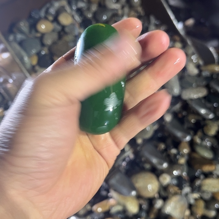 未镶嵌和田玉（糖玉）挂件
