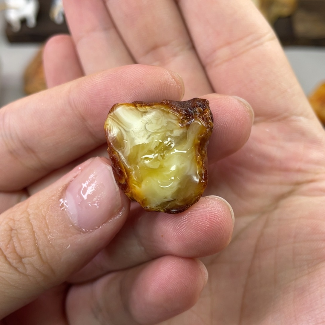 定制琥珀未镶嵌天然琥珀