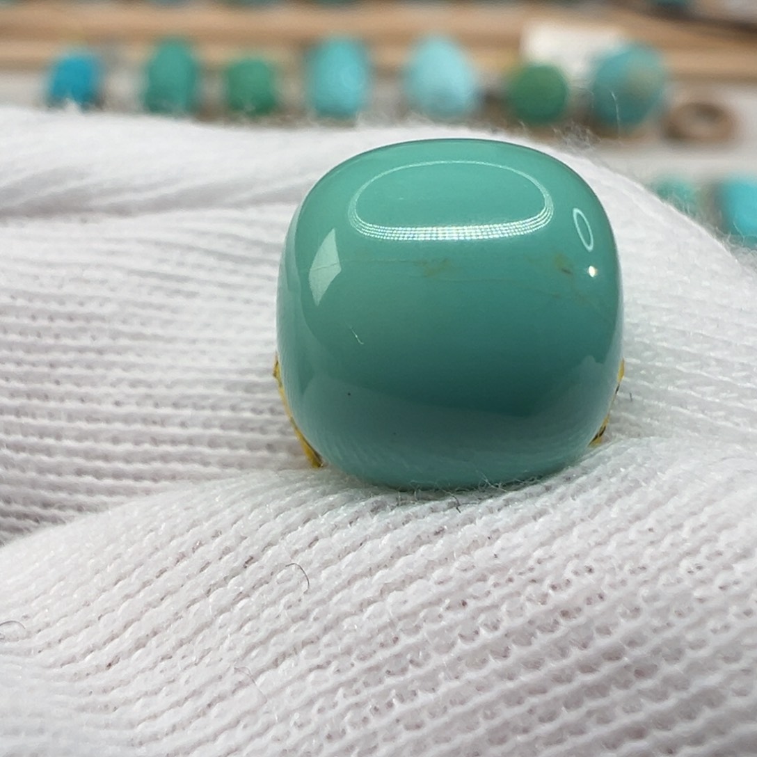 绿松石配饰未镶嵌