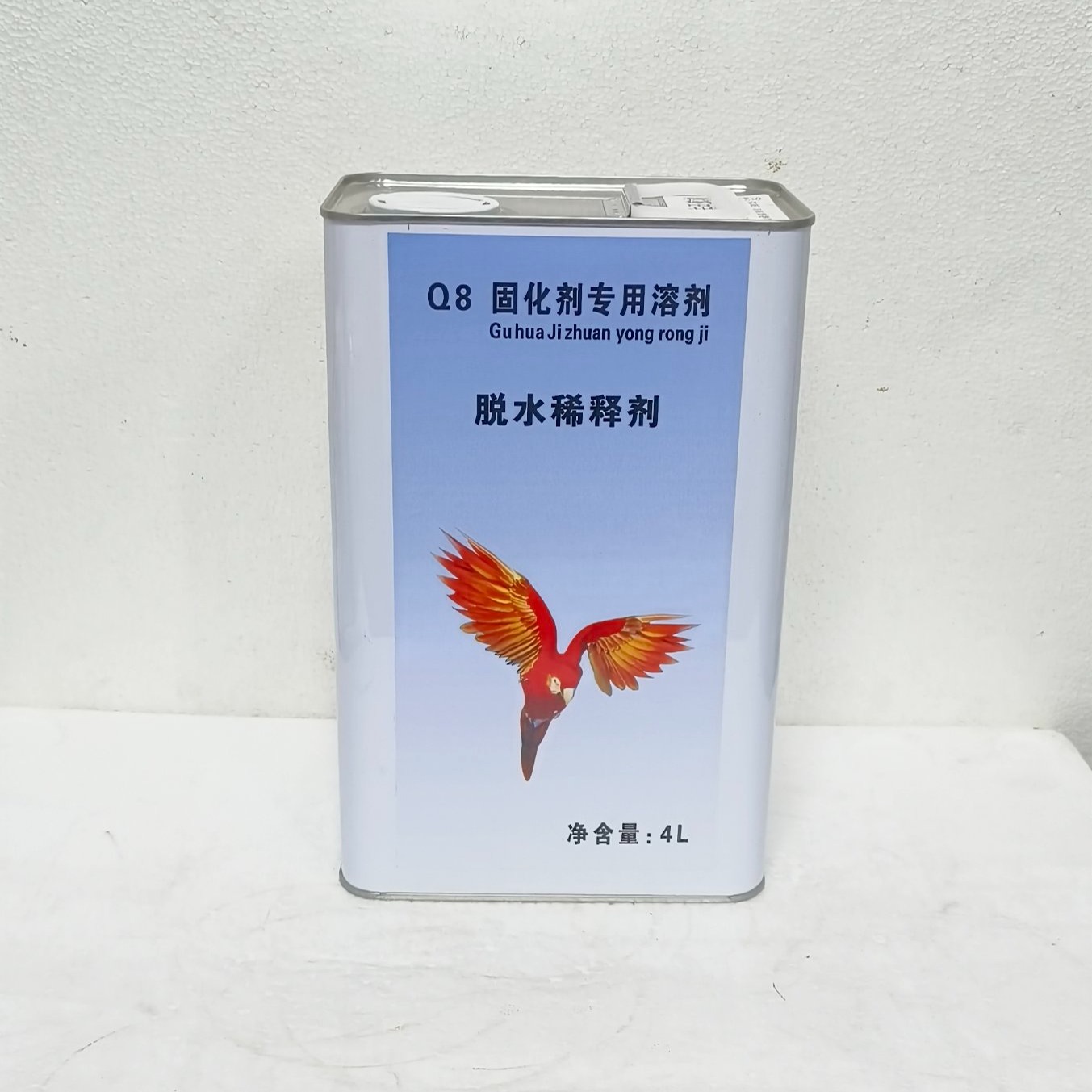 脱水稀释剂4升装。不含水，清漆固化剂专用