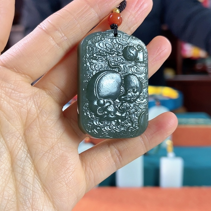 和田玉吊坠未镶嵌