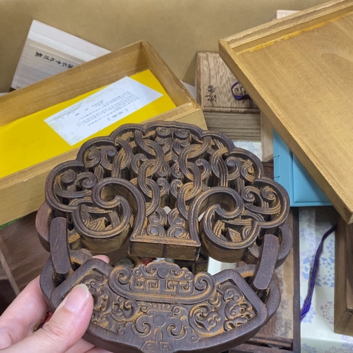 其他中古工艺品一件