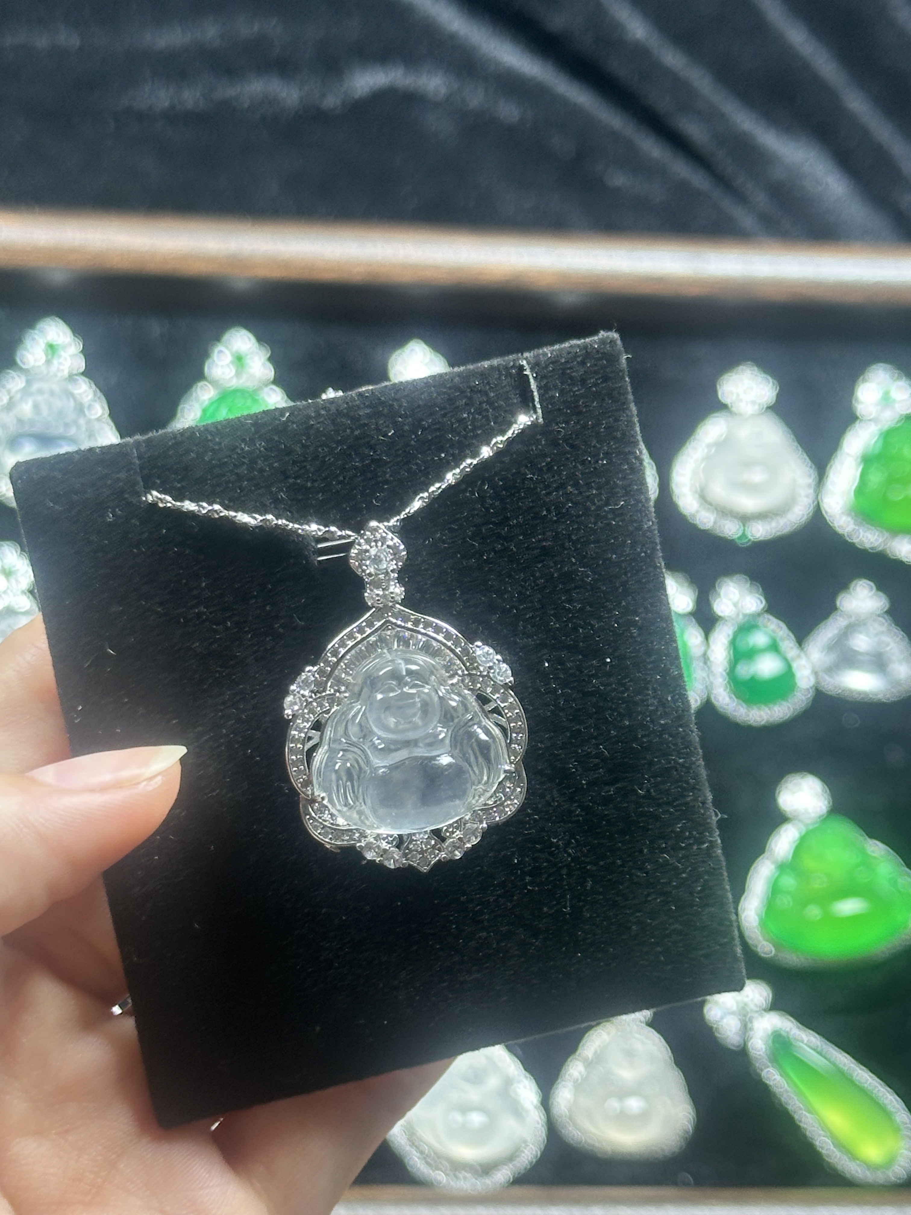 冰种石英质玉吊坠 设计款弥勒佛项链