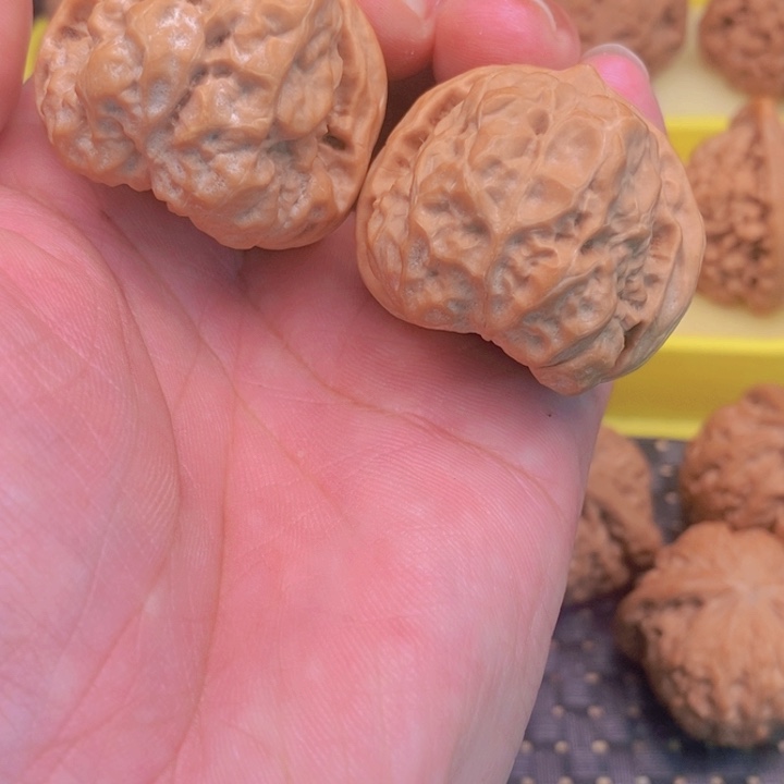 核桃手串/手链蛤蟆头狮子头38尺