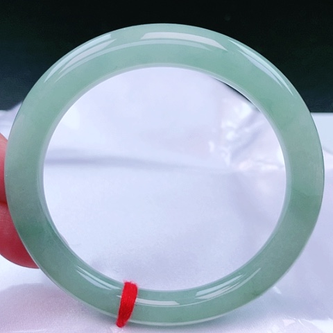 翡翠手镯（圆镯）未镶嵌46号