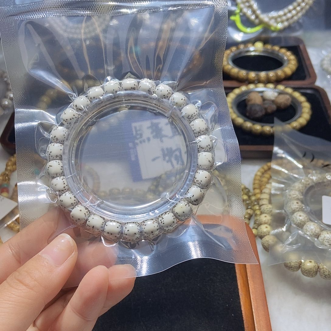 星月菩提手串戚侧留白9x 8