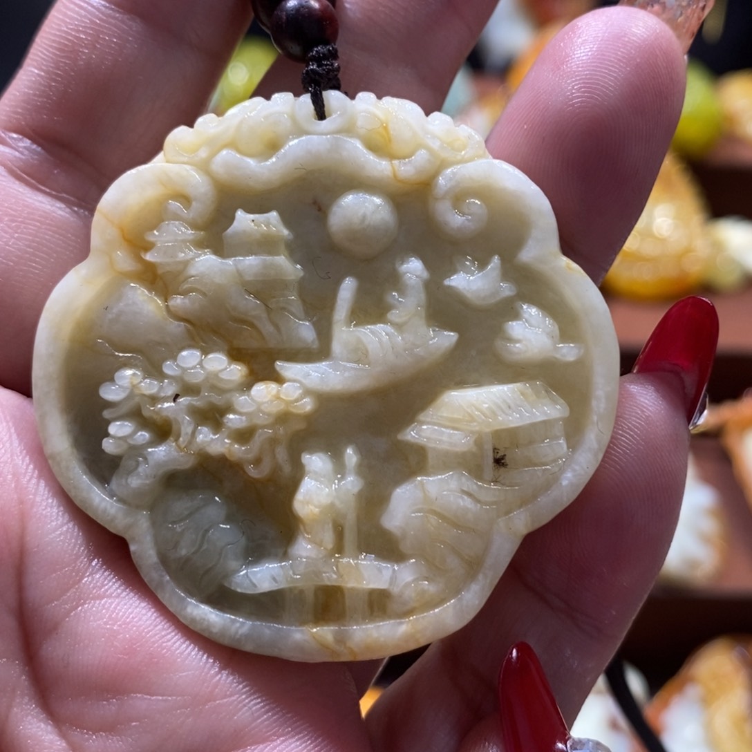 蛇纹石玉颈饰未镶嵌