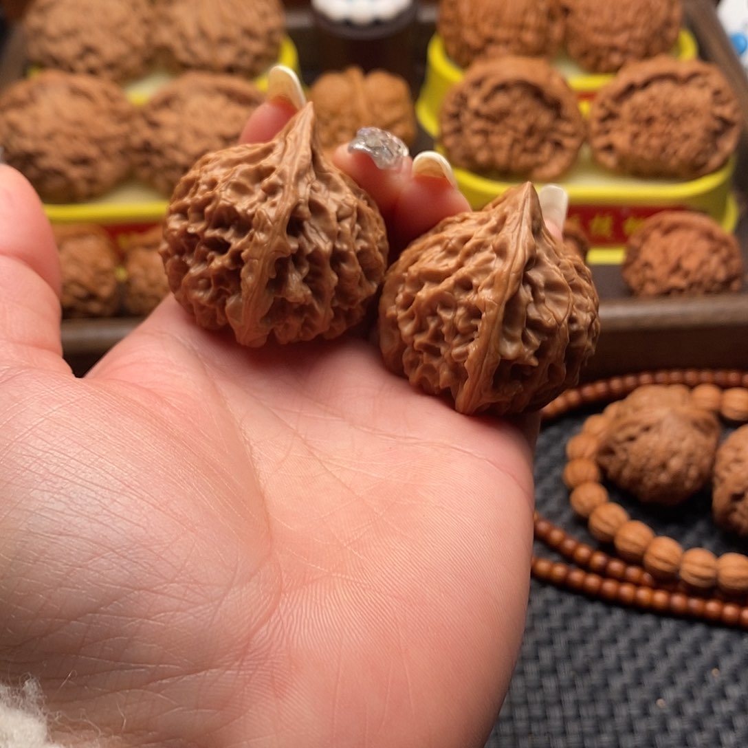 桃核把件开***饭41龙门涧。       