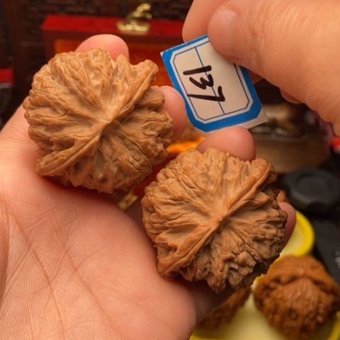 文玩核桃吊坠苹果园44.5