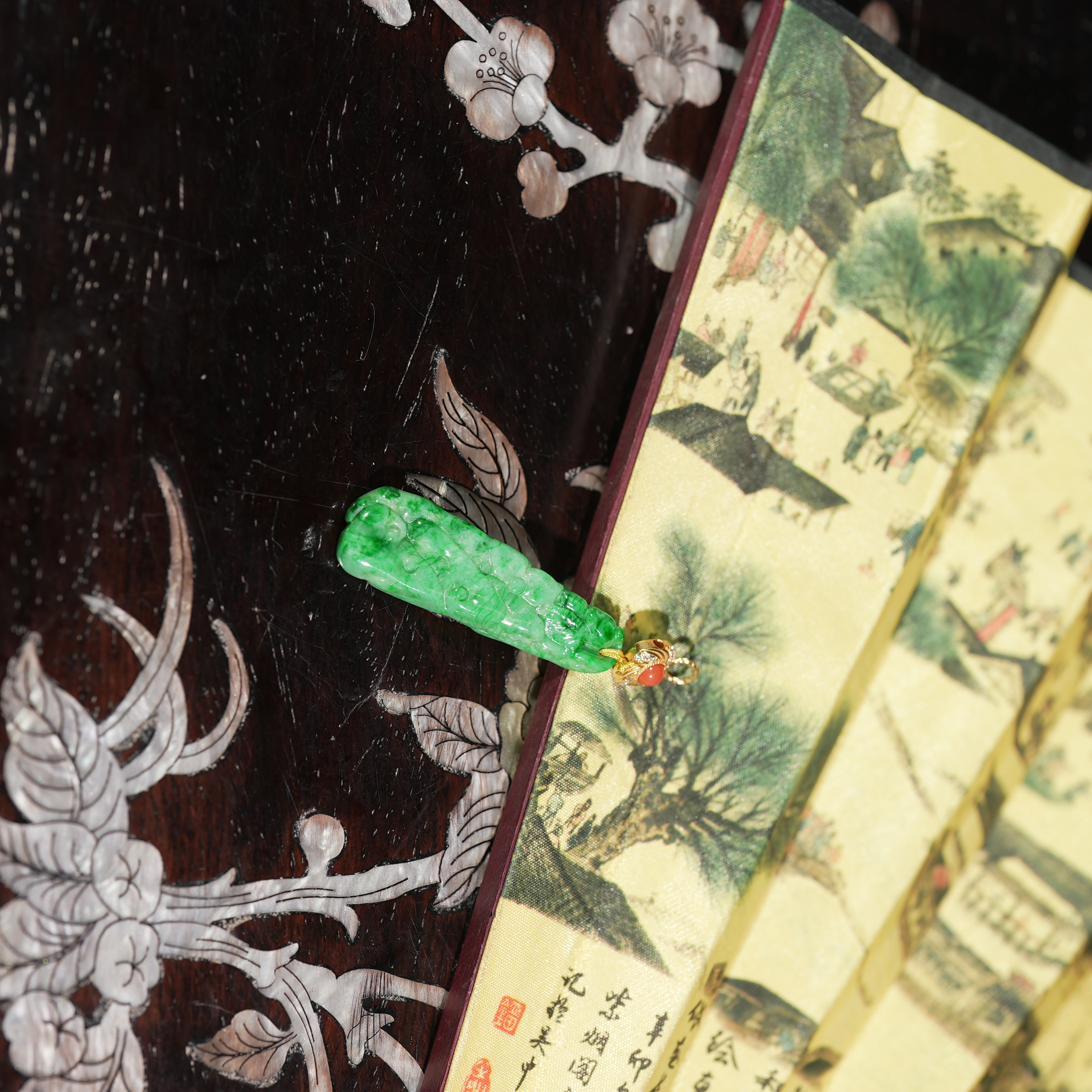 1.19香港王老板-翡翠s925银镶嵌吊坠4y210