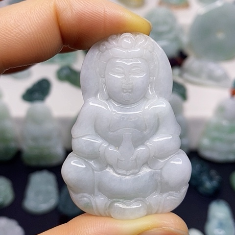 翡翠颈饰未镶嵌吊坠