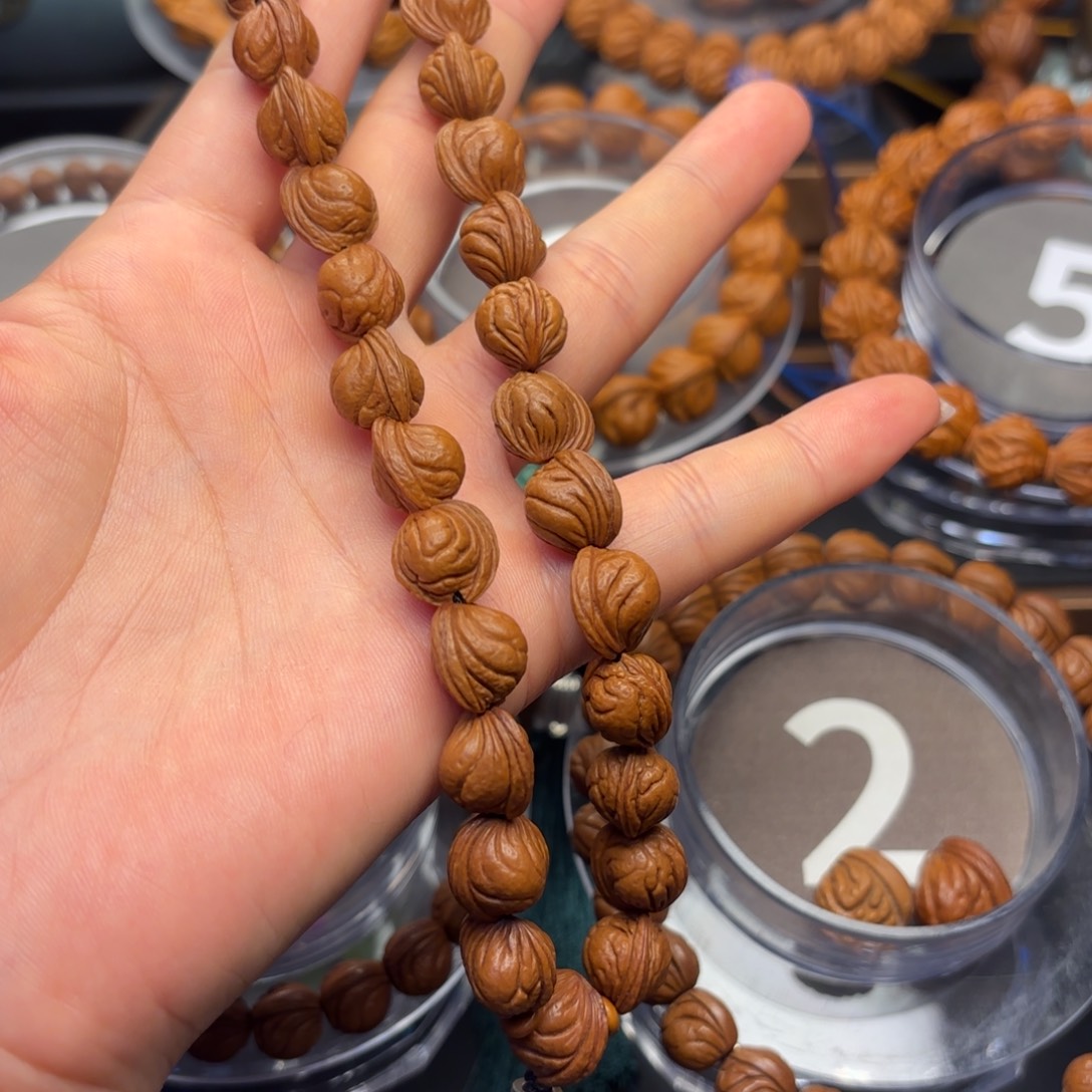 车***一桃核吊坠野生玉龙脊11无修手捻