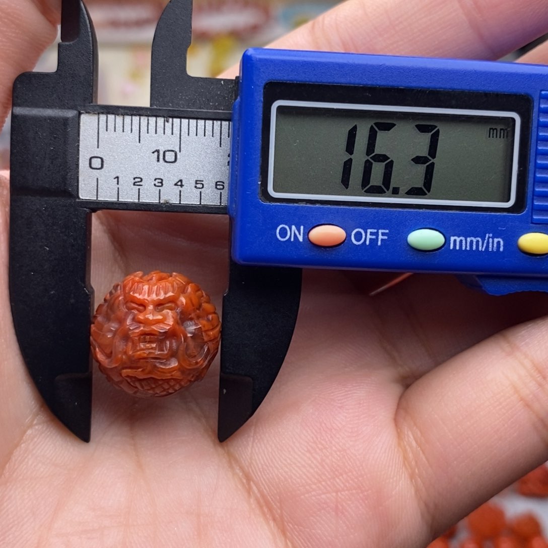 南红玛瑙配饰未镶嵌微瑕