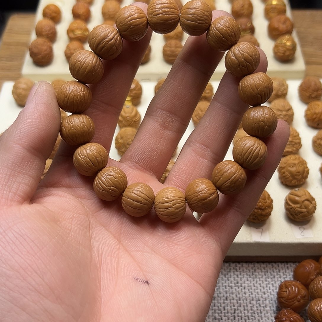 阿***航吊坠猴头核桃聚宝盆全品手串