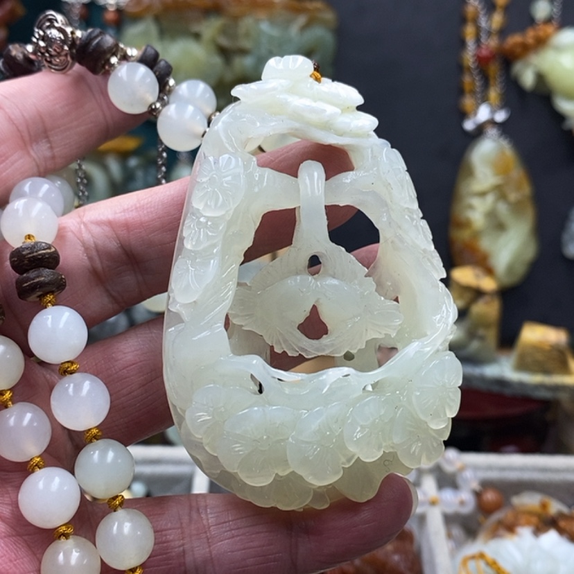 【闪购商品】蛇纹石玉吊坠未镶嵌