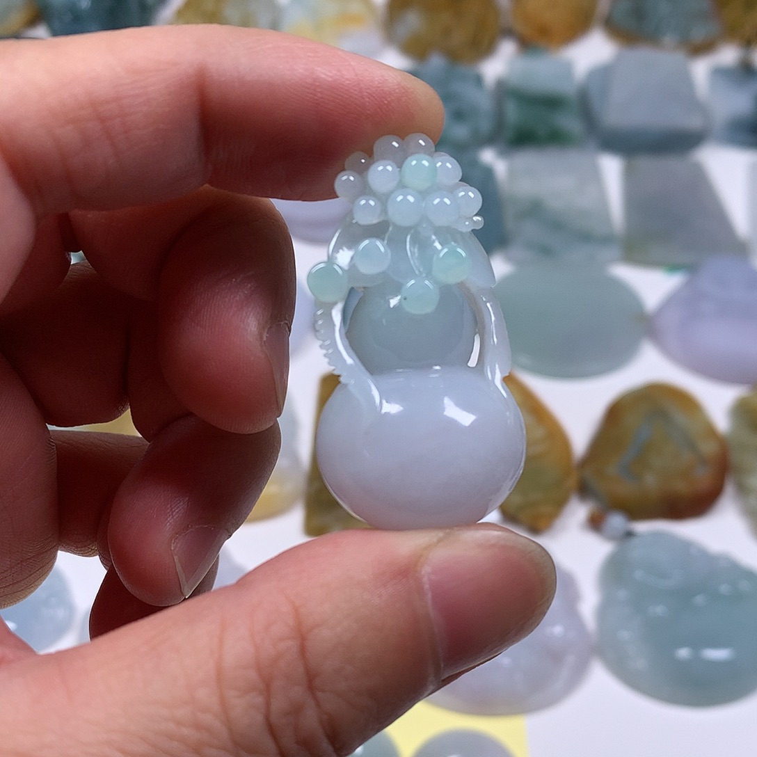 翡翠未镶嵌颈饰翡翠吊坠